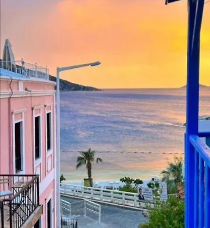 Pembe Kalkan